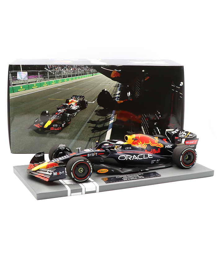 Minichamps 113220801 RedBull RB18