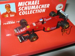 510966491_Minichamps_Ferrari-Schumacher