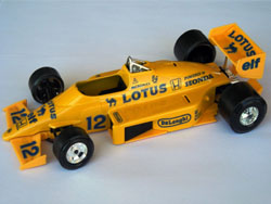 6107_Bburago_Lotus-Senna
