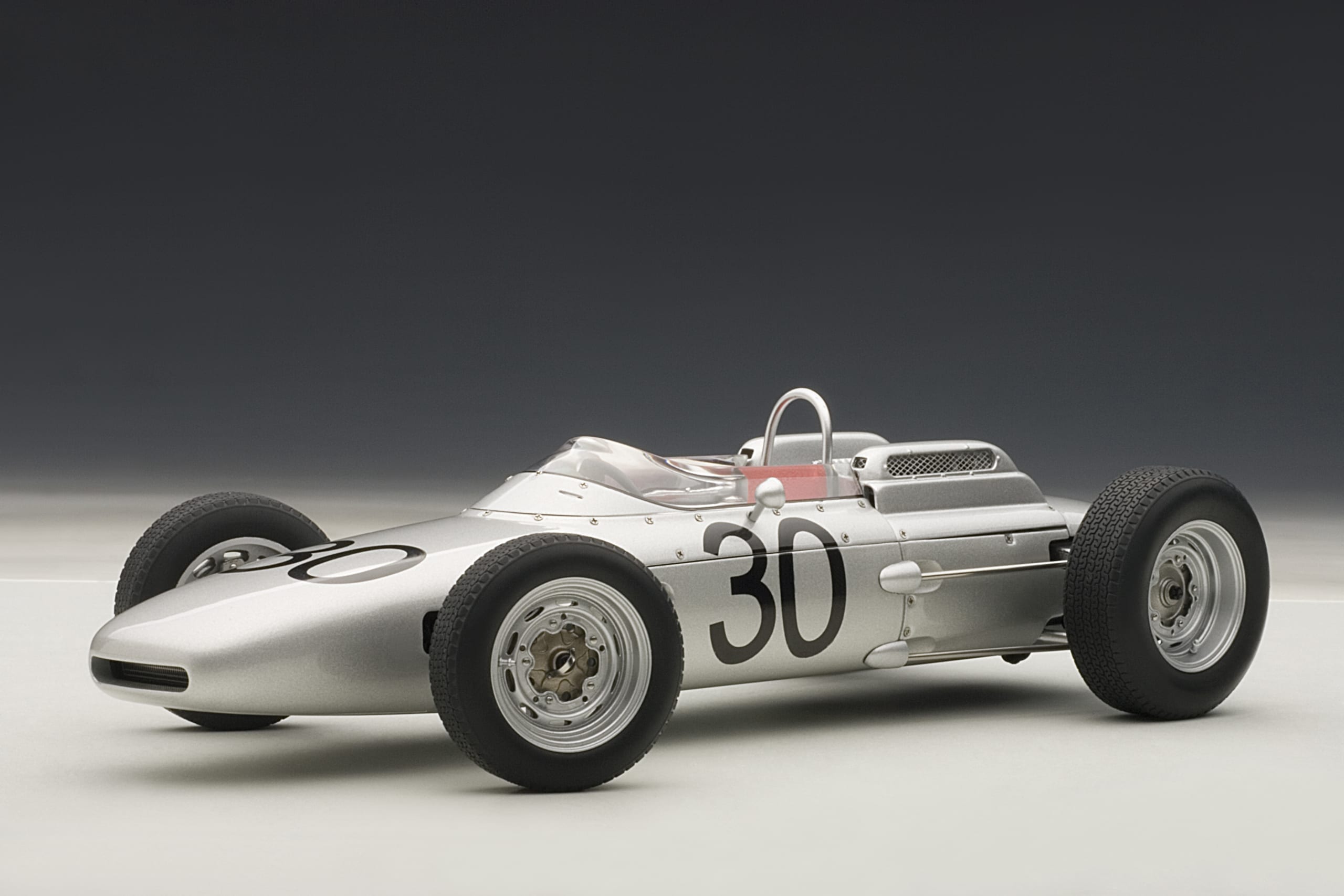 Autoart 86271 Porsche 804