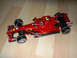 N4658_Hotwheels_Ferrari-Raikkonen