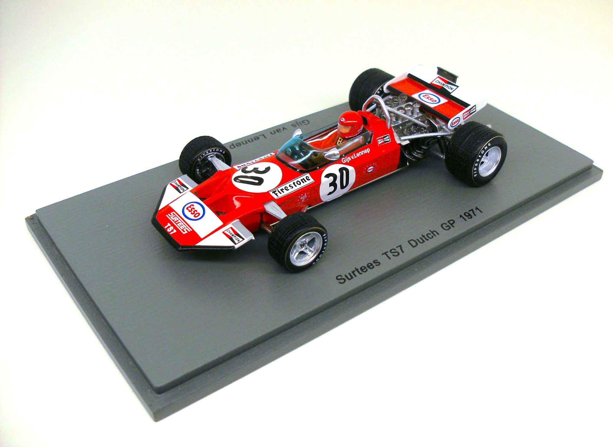 Spark S5402 Surtees TS7