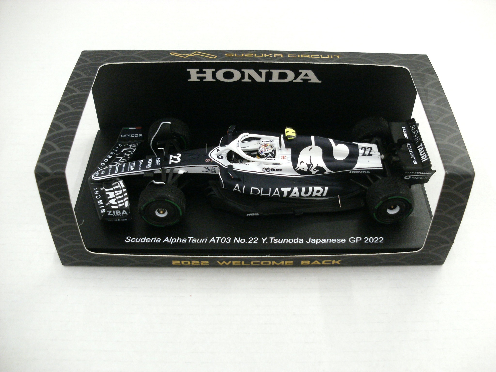 Spark SCS233 AlphaTauri AT03