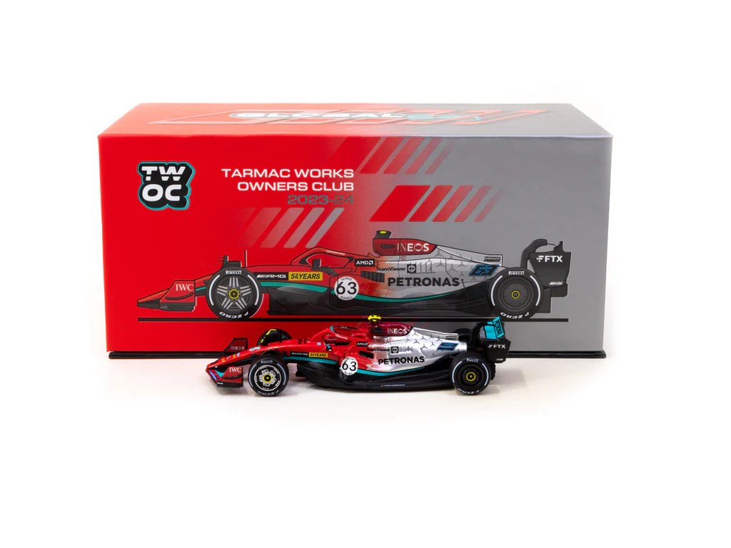 Tarmac Works T64G-F044-55AMG Mercedes W13